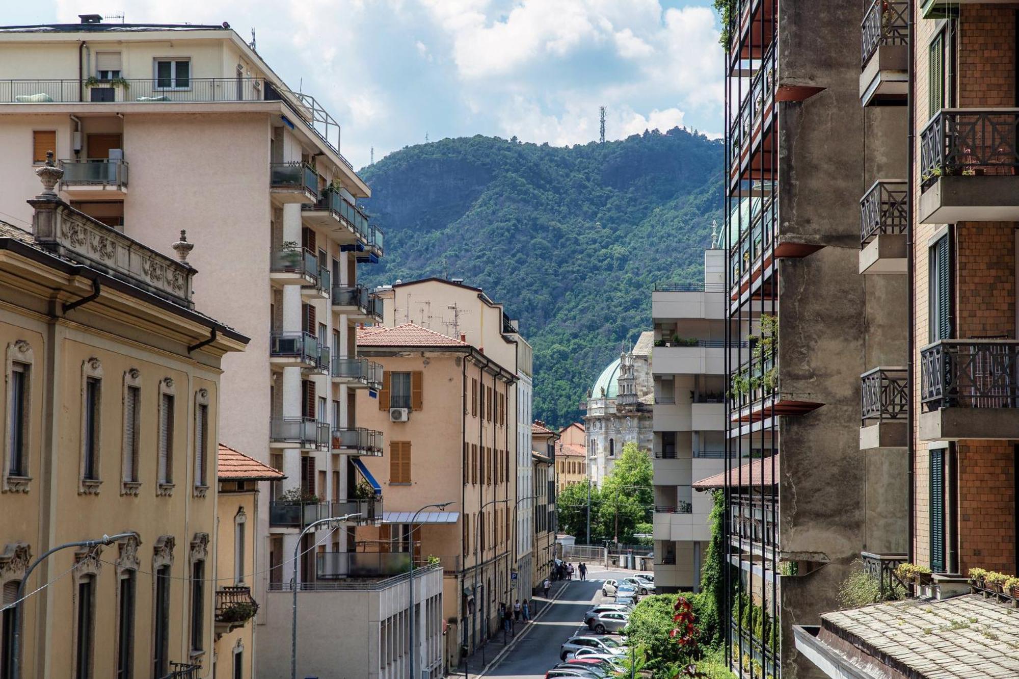 Rezzonico Suites - By Myhomeincomo Exterior photo