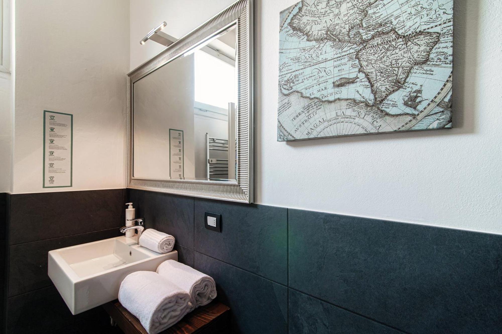 Rezzonico Suites - By Myhomeincomo Exterior photo